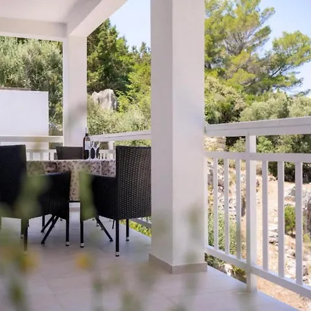 Σπίτι διακοπών Jadranko - Vacation Selca kod Bogomolja